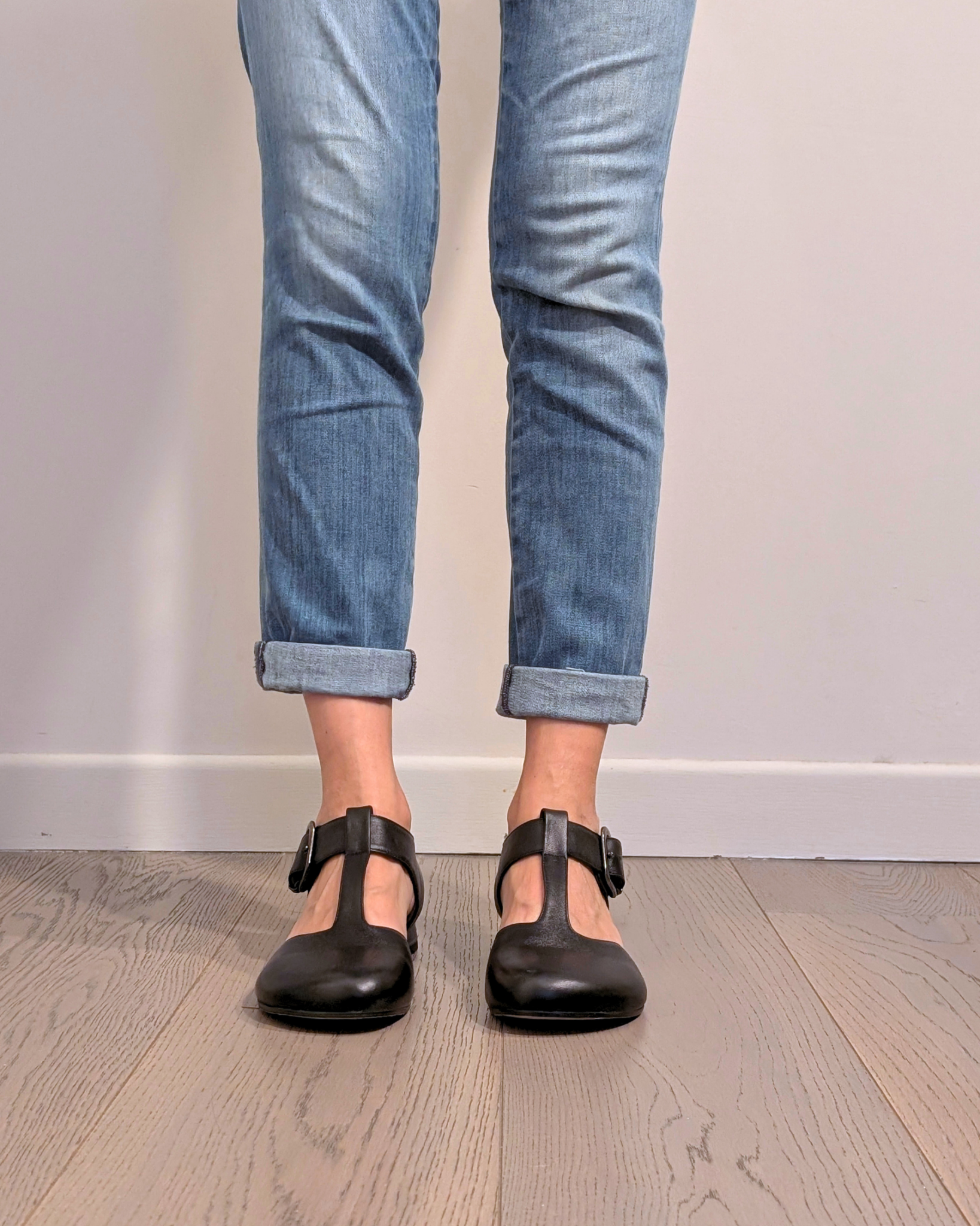 MARTHY scarpa tbar con fibbia in nappa nero