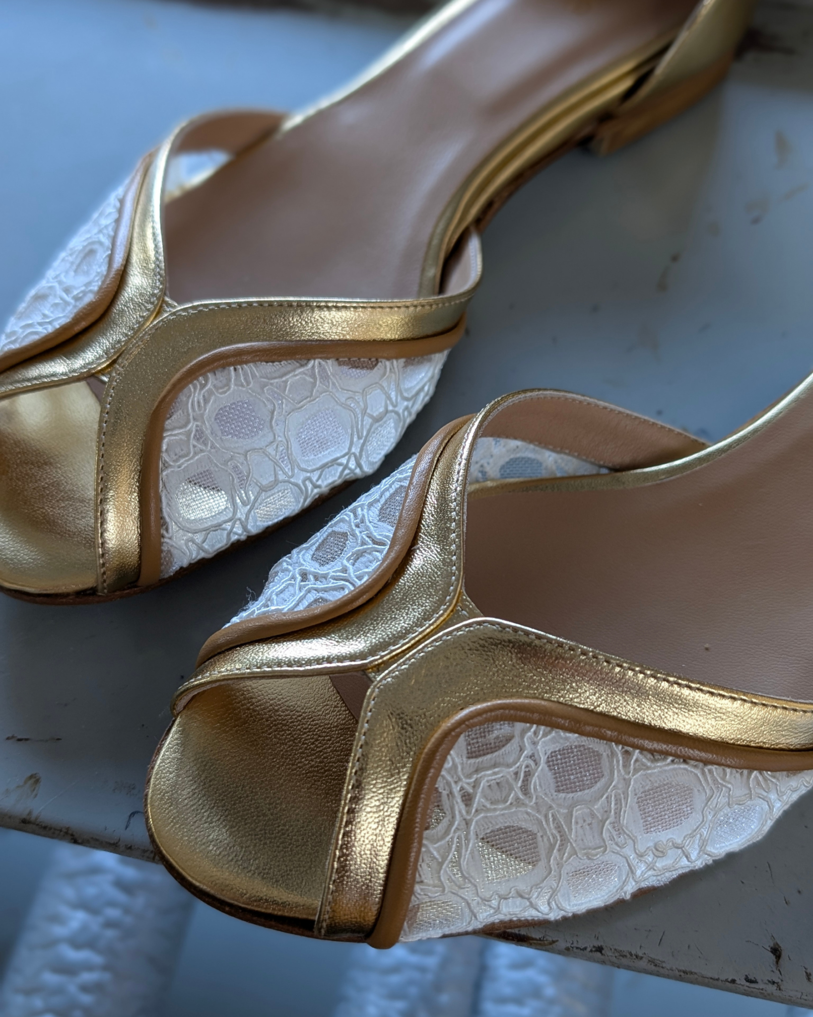 PAXOS ballerina sandalo in tessuto di pizzo panna