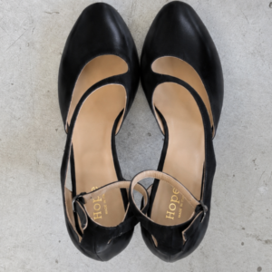 Décolleté d’Orsay Nicole in nappa nera con tacco da 70 mm